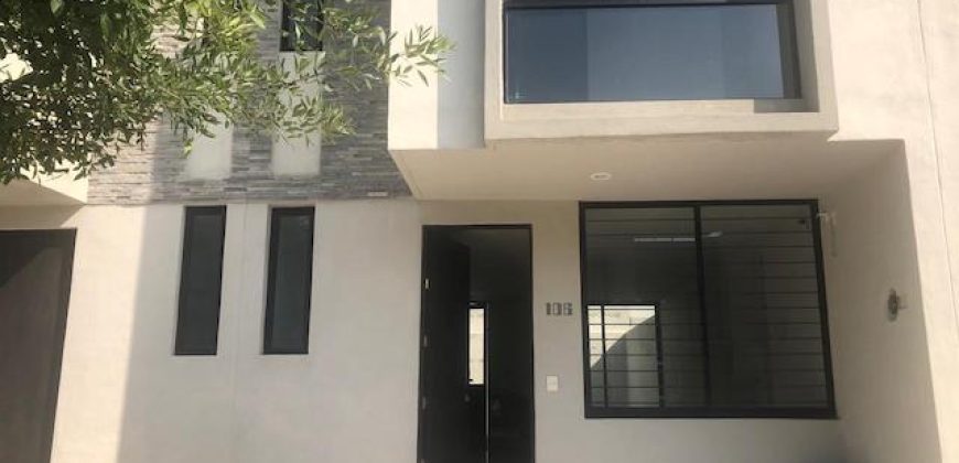 FRACC. ZOI SUR RESIDENCIAL CASA EN VENTA