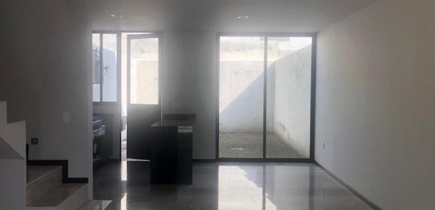 FRACC. ZOI SUR RESIDENCIAL CASA EN VENTA