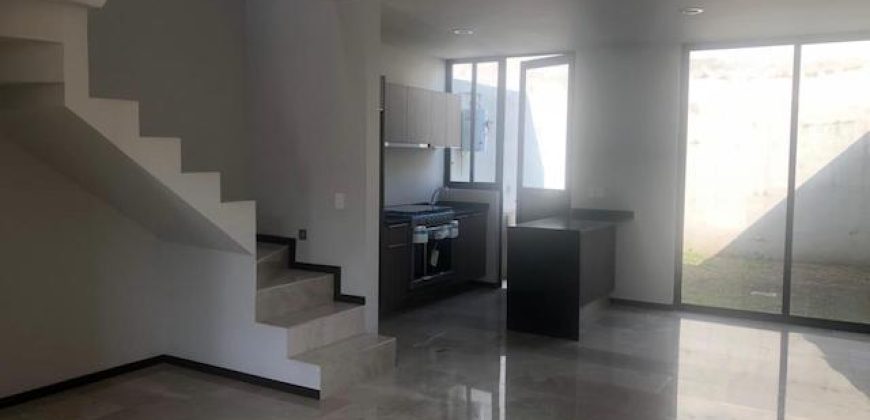 FRACC. ZOI SUR RESIDENCIAL CASA EN VENTA