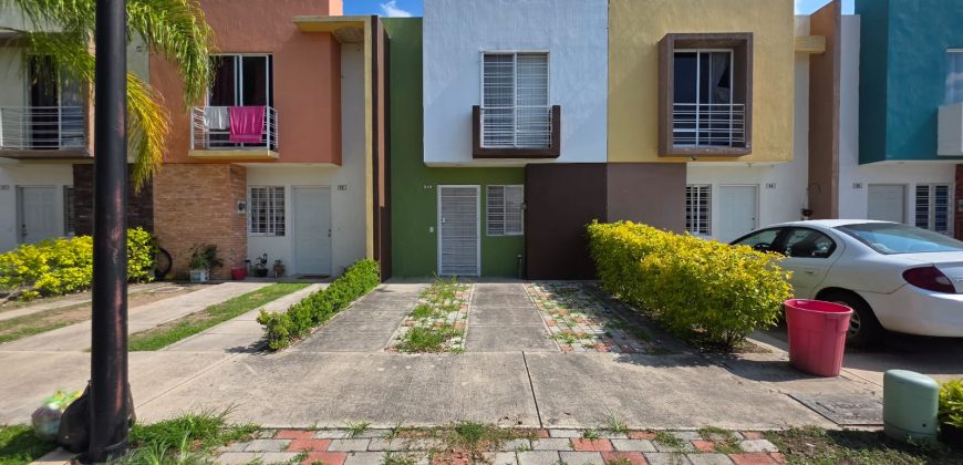 PARQUES DEL PALMAR CASA EN VENTA