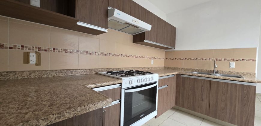 PARQUES DEL PALMAR CASA EN VENTA