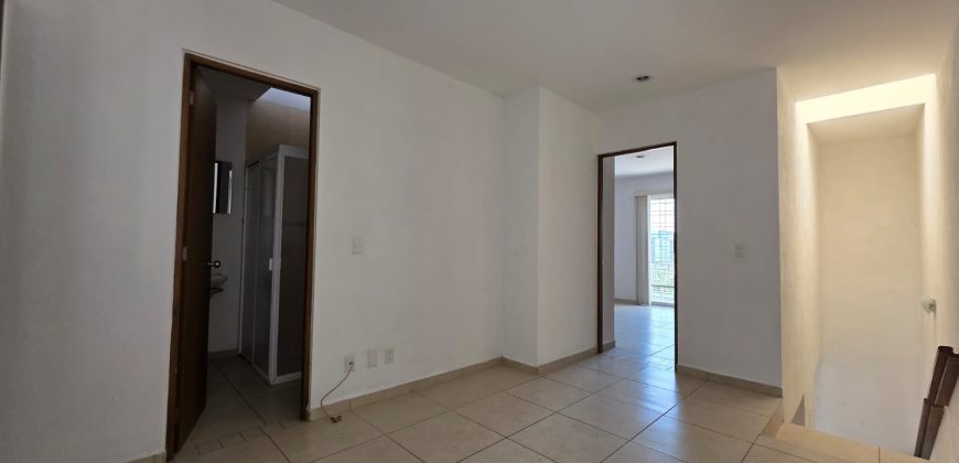 PARQUES DEL PALMAR CASA EN VENTA