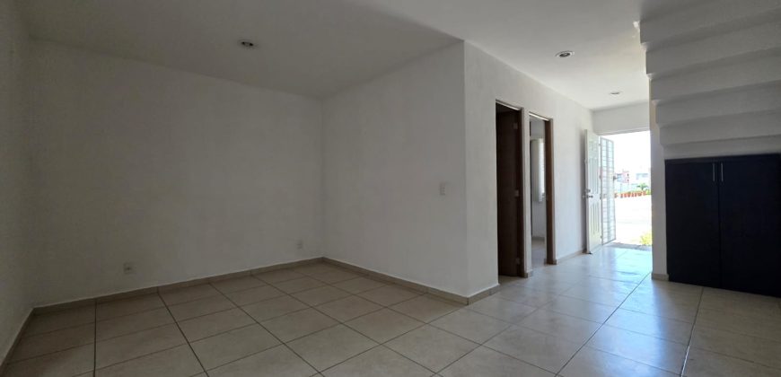 PARQUES DEL PALMAR CASA EN VENTA