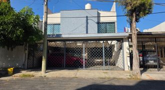 PRADOS VALLARTA CASA EN VENTA