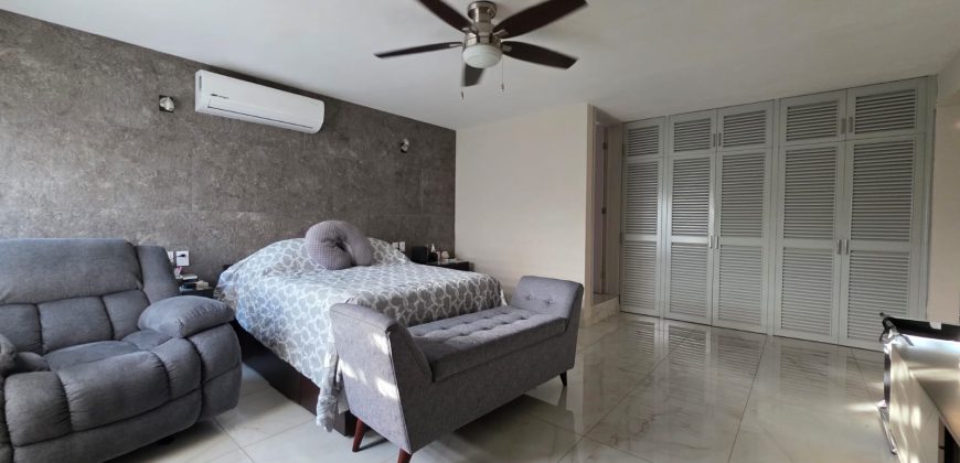 PRADOS VALLARTA CASA EN VENTA