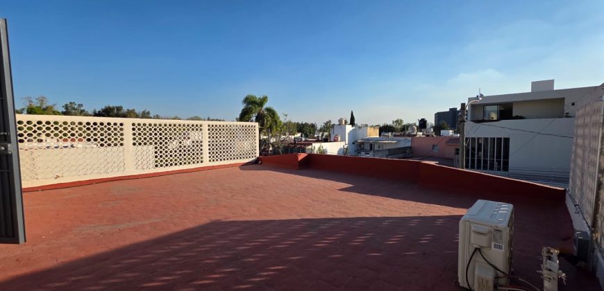 PRADOS VALLARTA CASA EN VENTA