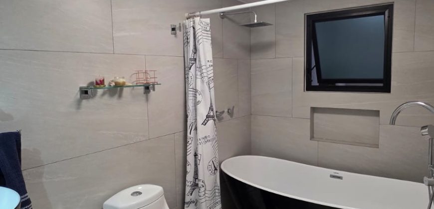 PRADOS VALLARTA CASA EN VENTA